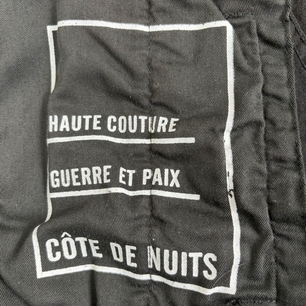 Distressed Black Denim Trucker Jacket "Guerre Et Paix" Red Underlay Grunge L - Picture 9 of 13
